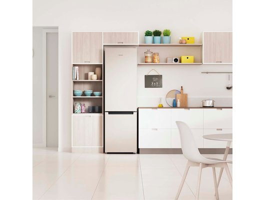 Холодильник INDESIT ITS 4200 E